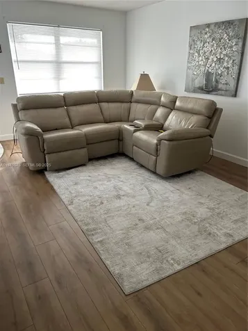 431 Markham T Deerfield Beach FL 33442