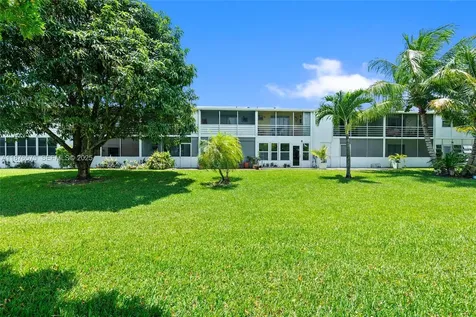 431 Markham T Deerfield Beach FL 33442