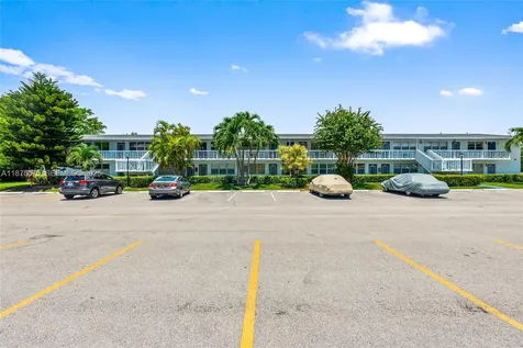 431 Markham T Deerfield Beach FL 33442