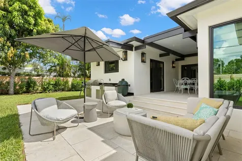 10560 NE 2nd Court Miami Shores FL 33138