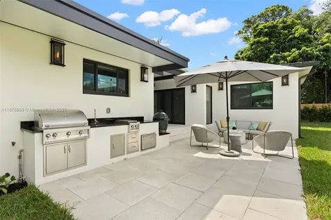 10560 NE 2nd Court Miami Shores FL 33138