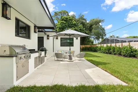 10560 NE 2nd Court Miami Shores FL 33138