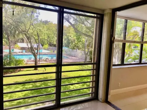 20381 NE 30th Avenue Aventura FL 33180