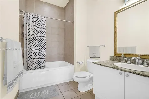19501 W Country Club Drive Aventura FL 33180