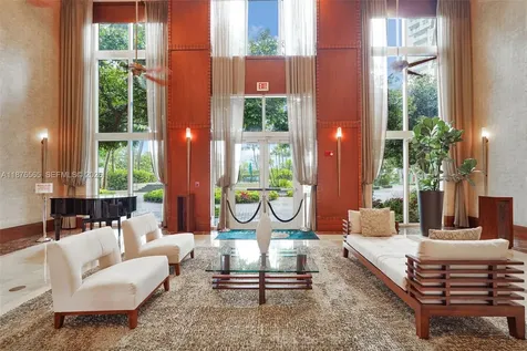 19501 W Country Club Drive Aventura FL 33180