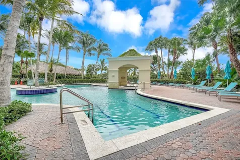 19501 W Country Club Drive Aventura FL 33180