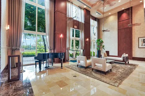 19501 W Country Club Drive Aventura FL 33180