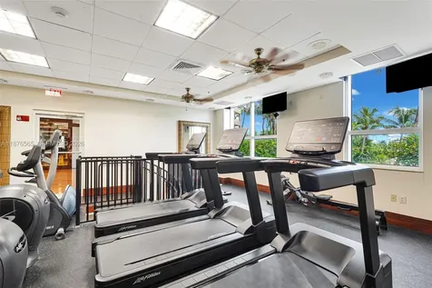 19501 W Country Club Drive Aventura FL 33180