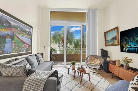 19501 W Country Club Drive Aventura FL 33180