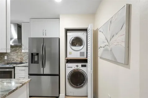 9286 Vista Del Lago Boca Raton FL 33428