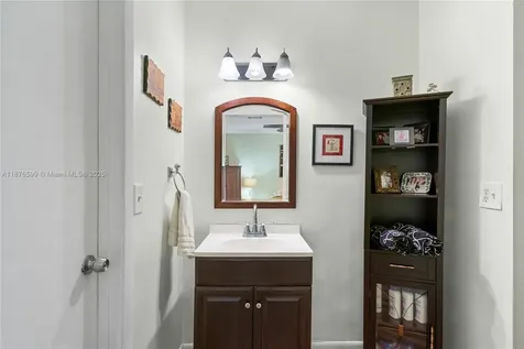 9286 Vista Del Lago Boca Raton FL 33428