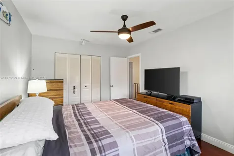 9286 Vista Del Lago Boca Raton FL 33428