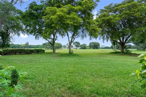 9286 Vista Del Lago Boca Raton FL 33428