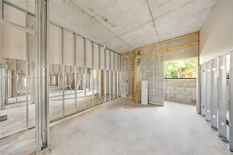 1254 SW 2nd Street Miami FL 33135