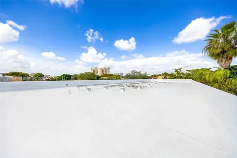 1254 SW 2nd Street Miami FL 33135