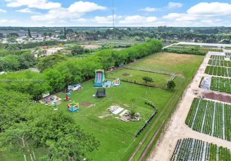 17480 SW 232nd Street Miami FL 33170
