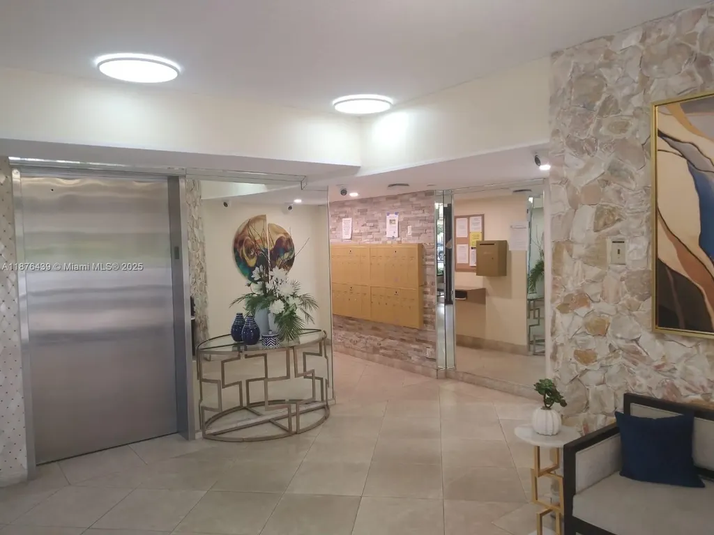 3510 Oaks Way Pompano Beach FL 33069
