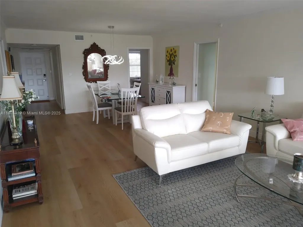 3510 Oaks Way Pompano Beach FL 33069