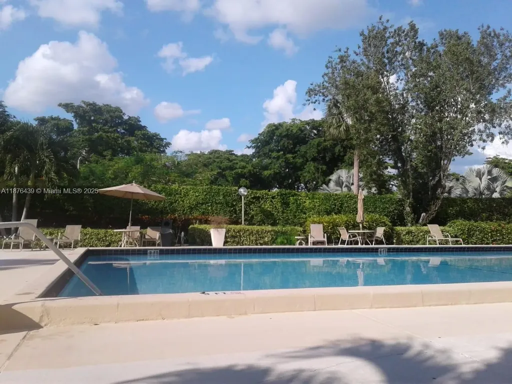 3510 Oaks Way Pompano Beach FL 33069