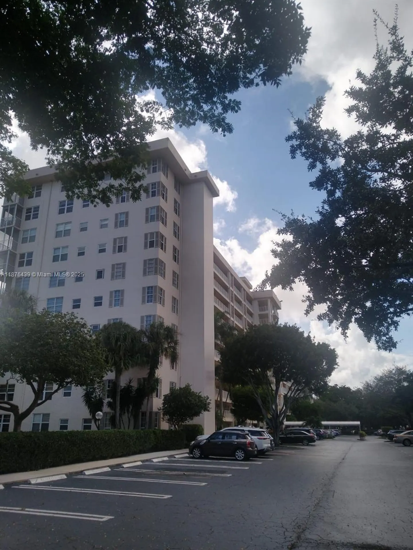 3510 Oaks Way Pompano Beach FL 33069