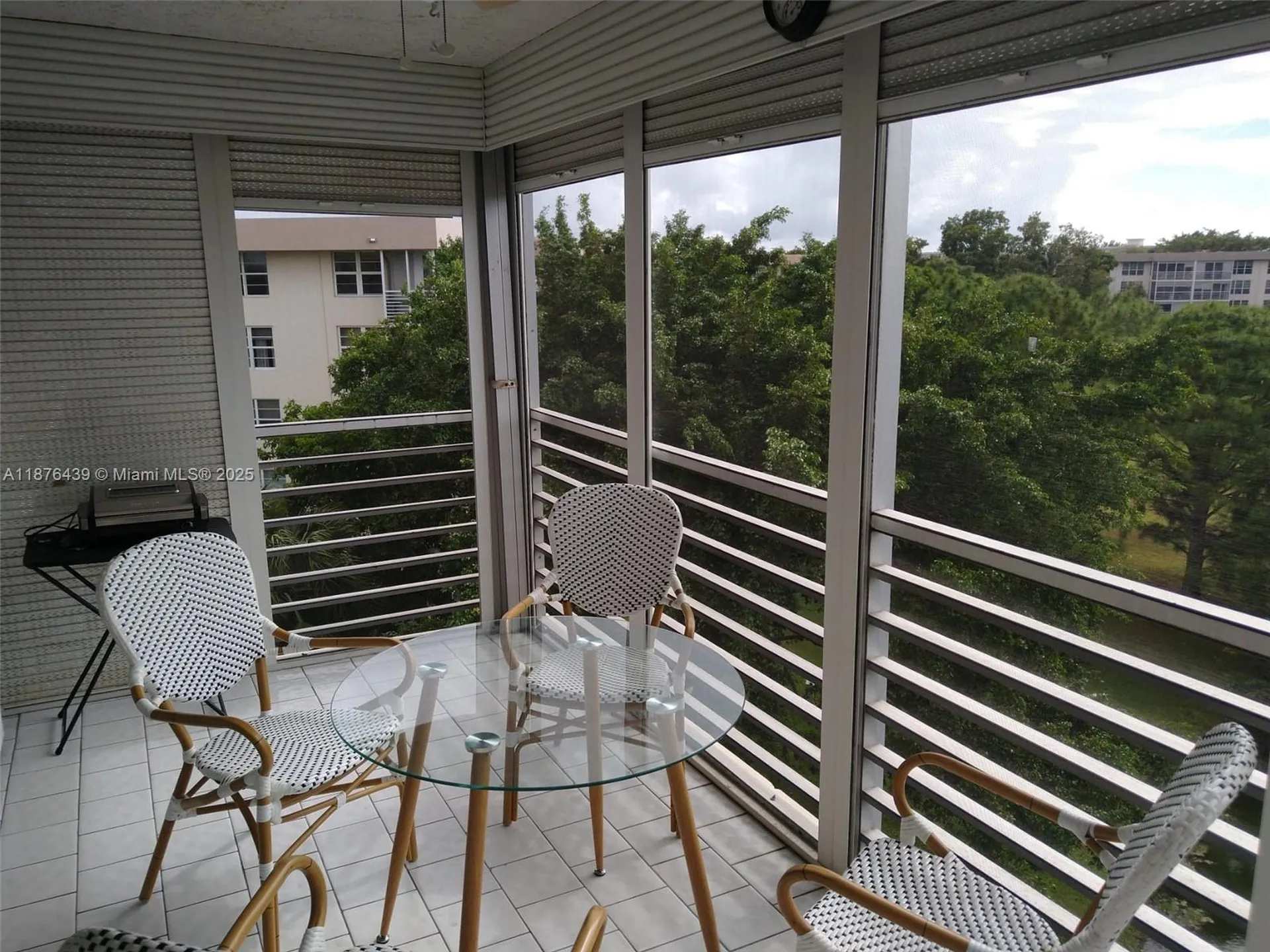 3510 Oaks Way Pompano Beach FL 33069