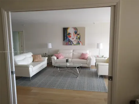 3510 Oaks Way Pompano Beach FL 33069