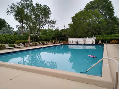 3510 Oaks Way Pompano Beach FL 33069