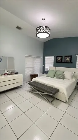 16605 SW 90th Street Miami FL 33196