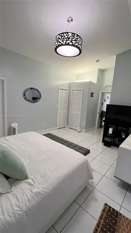 16605 SW 90th Street Miami FL 33196