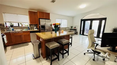 16605 SW 90th Street Miami FL 33196