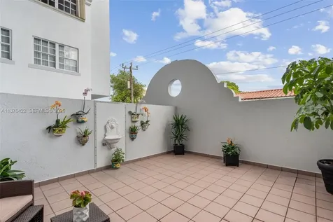 49 Majorca Avenue Coral Gables FL 33134