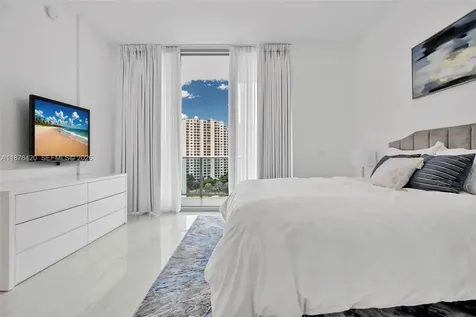 17550 Collins Avenue Sunny Isles Beach FL 33160