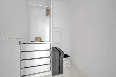 17550 Collins Avenue Sunny Isles Beach FL 33160
