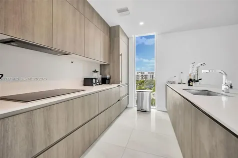 17550 Collins Avenue Sunny Isles Beach FL 33160