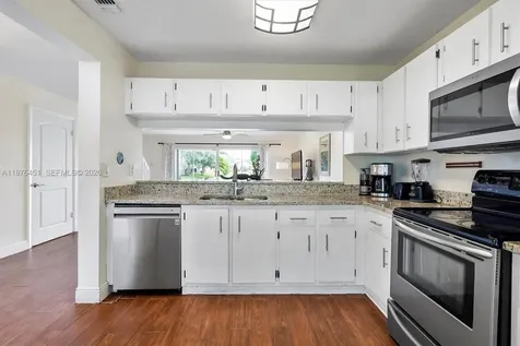 12175 NW 36th Place Sunrise FL 33323