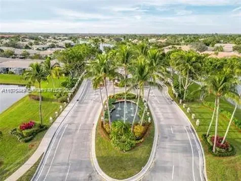 8525 Pine Cay West Palm Beach FL 33411