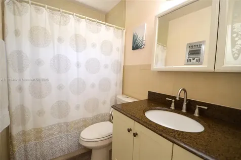 1451 N 12th Court Hollywood FL 33019