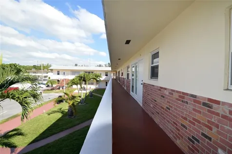 1451 N 12th Court Hollywood FL 33019
