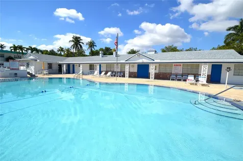 1451 N 12th Court Hollywood FL 33019