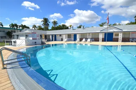 1451 N 12th Court Hollywood FL 33019