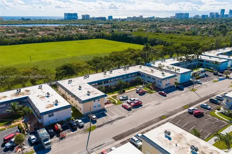 1451 N 12th Court Hollywood FL 33019