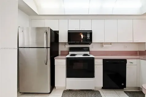 18260 N Bay Road Sunny Isles Beach FL 33160