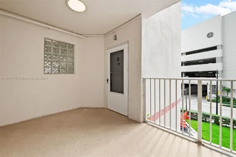 18260 N Bay Road Sunny Isles Beach FL 33160