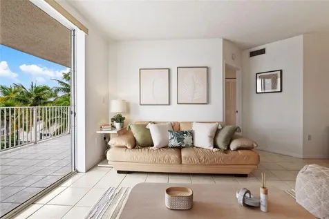 18260 N Bay Road Sunny Isles Beach FL 33160