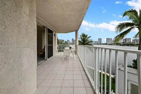18260 N Bay Road Sunny Isles Beach FL 33160