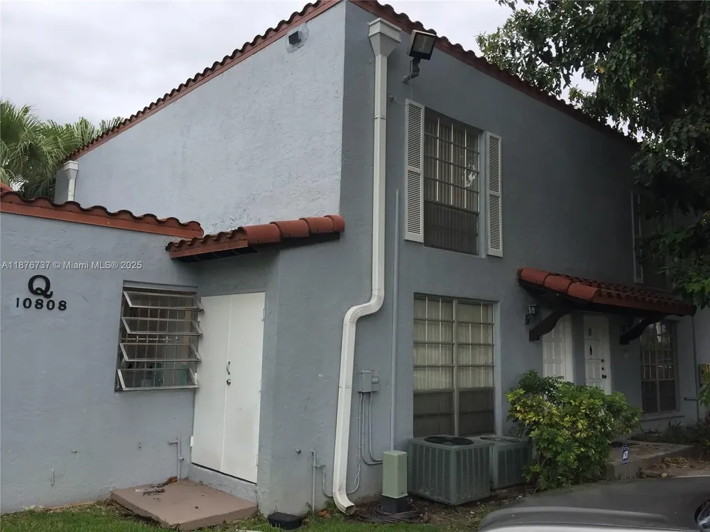 10808 N Kendall Drive Miami FL 33176