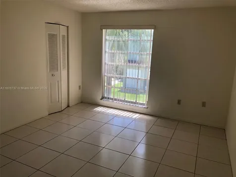 10808 N Kendall Drive Miami FL 33176