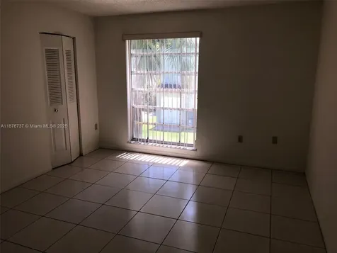10808 N Kendall Drive Miami FL 33176