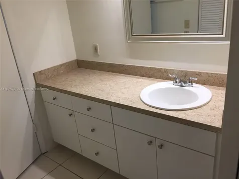 10808 N Kendall Drive Miami FL 33176
