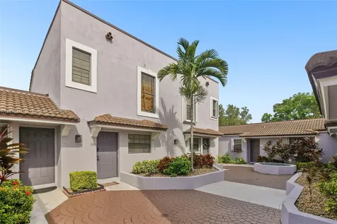 11657 NW 11th Street Pembroke Pines FL 33026